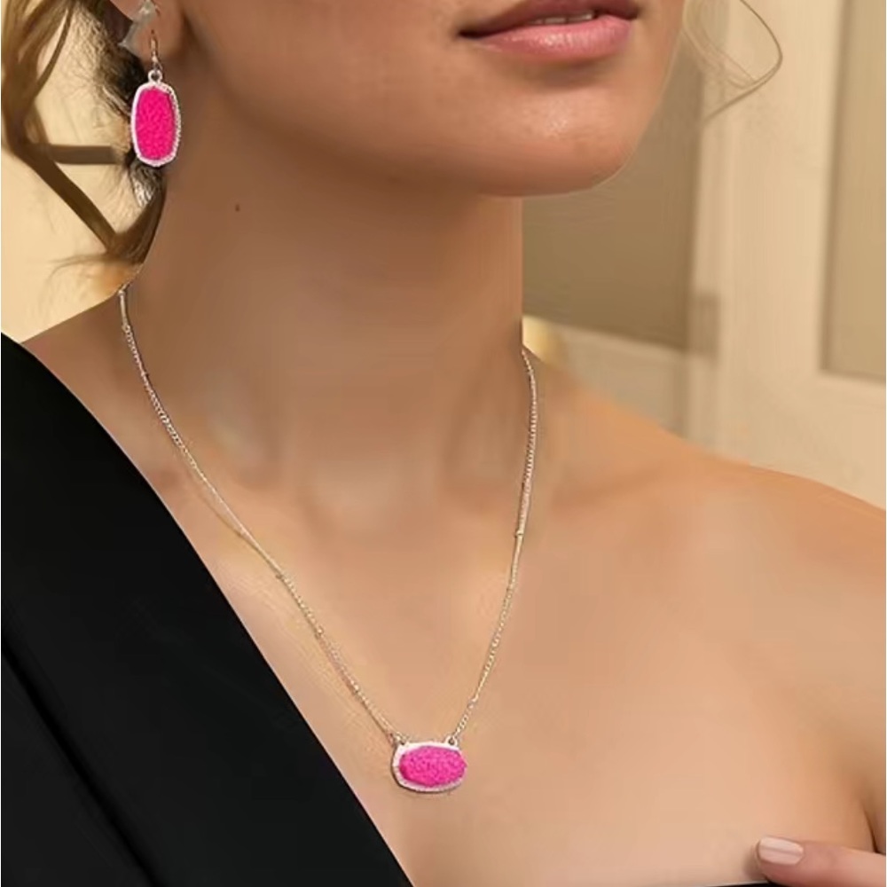 pink gemstone necklace - Picture 3 of 3